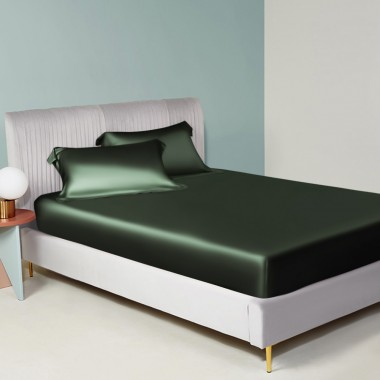 Hunter Green 22 Momme Mulberry Silk Fitted Sheet