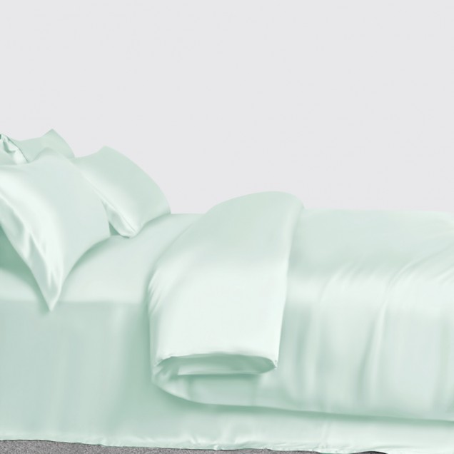 Light Cyan 3 PCS 22 Momme Mulberry Silk Duvet Cover Set Light Cyan 3 PCS 22 Momme Mulberry Silk Duvet Cover Set