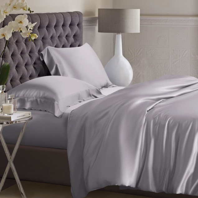Silver 22 Momme Mulberry Silk Duvet Cover Silver 22 Momme Mulberry Silk Duvet Cover