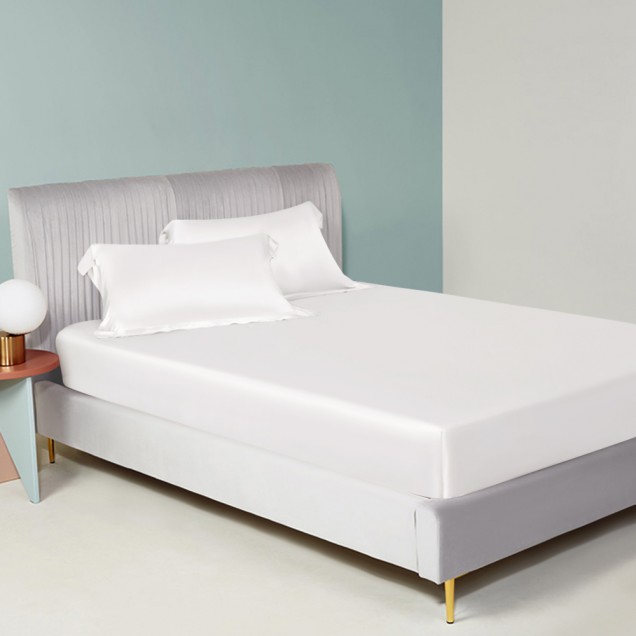 White 22 Momme Mulberry Silk Sheet Set White 22 Momme Mulberry Silk Sheet Set